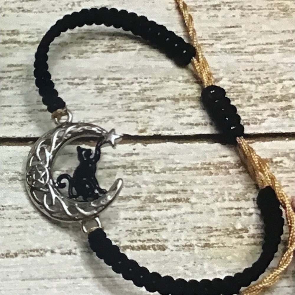 #65 Cat Bracelet